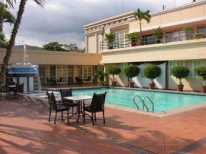 Siesta Hotel And Casino Antiguo Cuscatlan ภายนอก รูปภาพ
