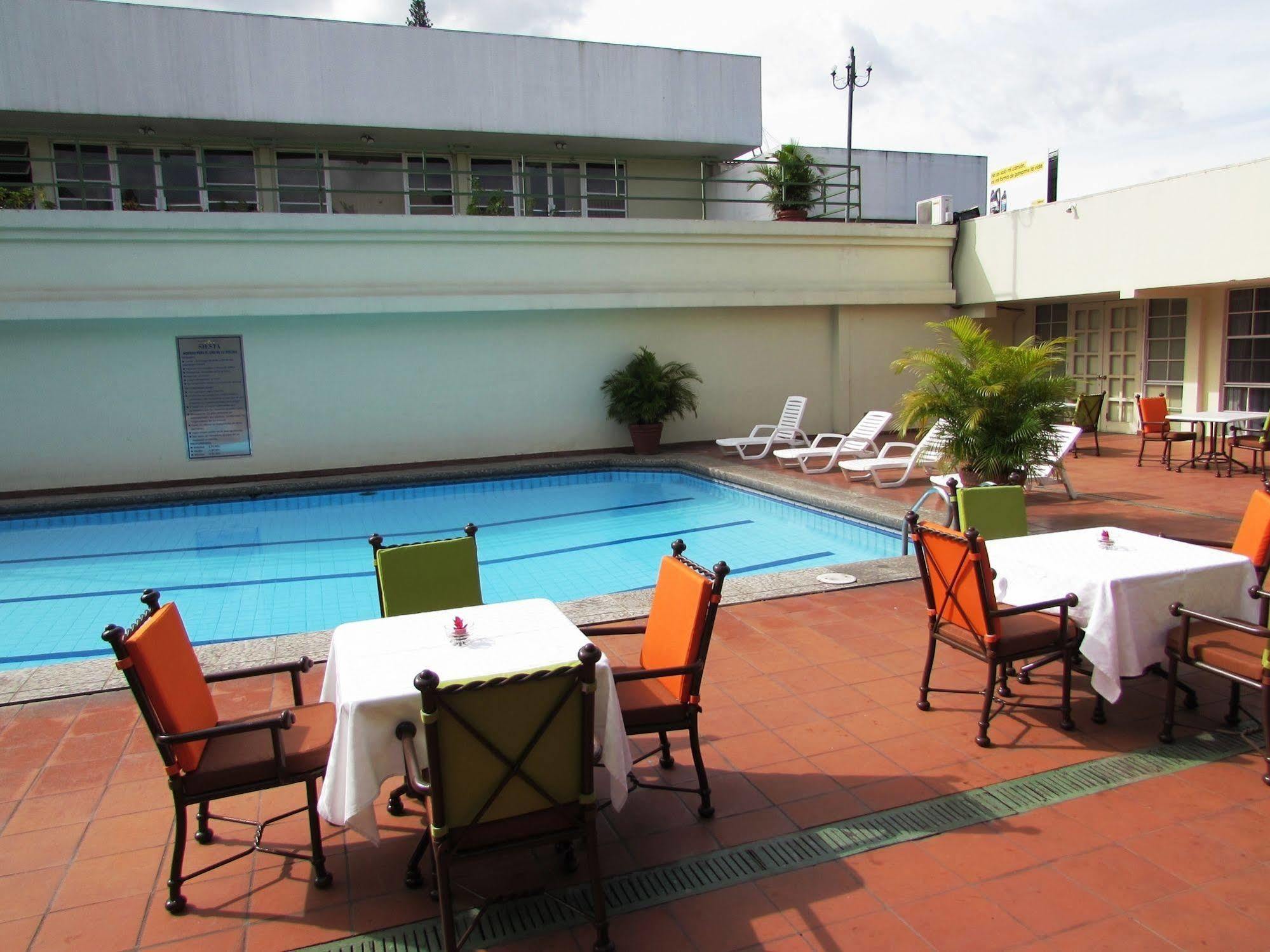 Siesta Hotel And Casino Antiguo Cuscatlan ภายนอก รูปภาพ
