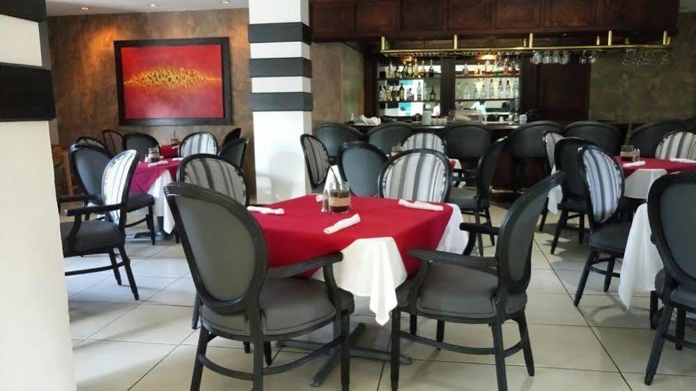 Siesta Hotel And Casino Antiguo Cuscatlan ภายนอก รูปภาพ